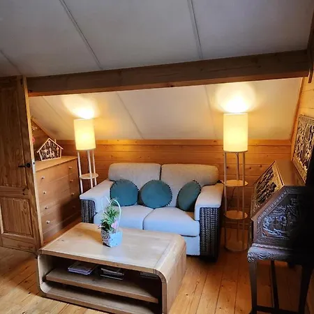 Bed & Breakfast Le Chalet Du Cerf - Suite Privee 4*