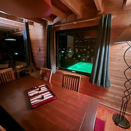 Le Chalet Du Cerf - Suite Privee Bed & Breakfast 4*