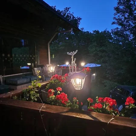 ベッド・アンド・ブレックファスト Le Chalet Du Cerf - Suite Privee ソンム・ルーズ