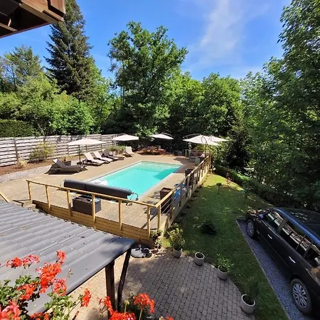 Bed & Breakfast Le Chalet Du Cerf - Suite Privee 4*