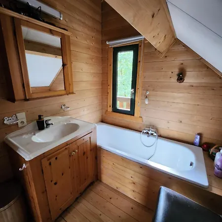 Le Chalet Du Cerf - Suite Privee Bed & Breakfast 4*